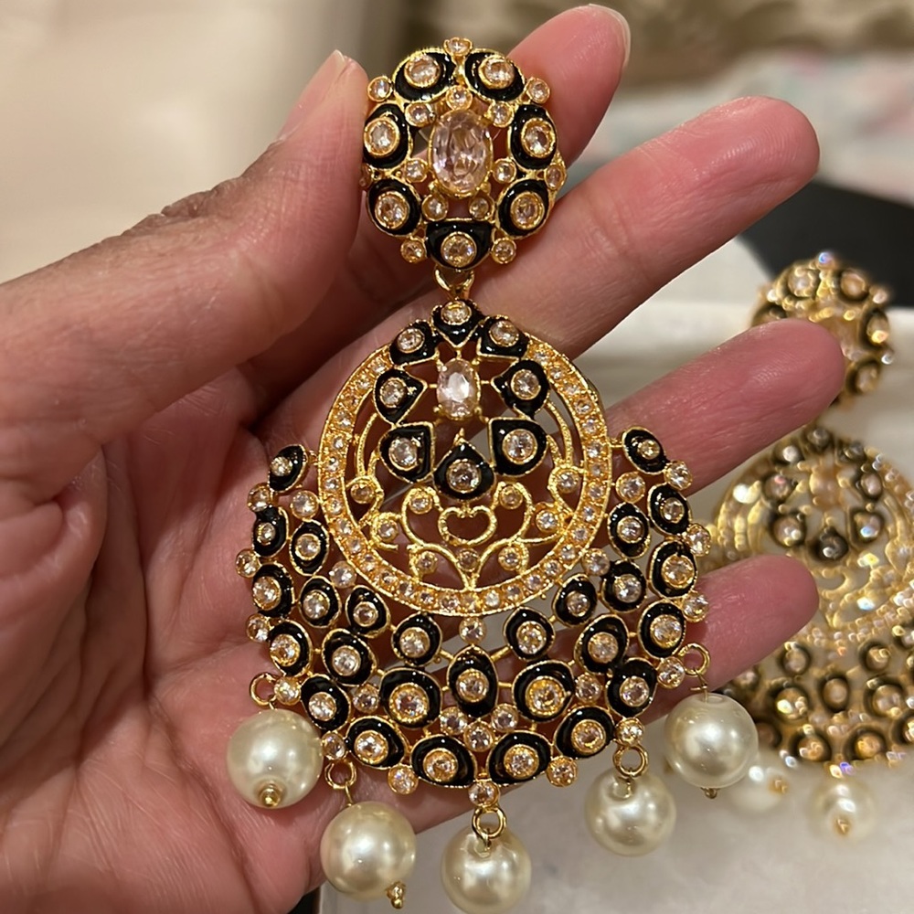Chandelier style gorgeous party earrings